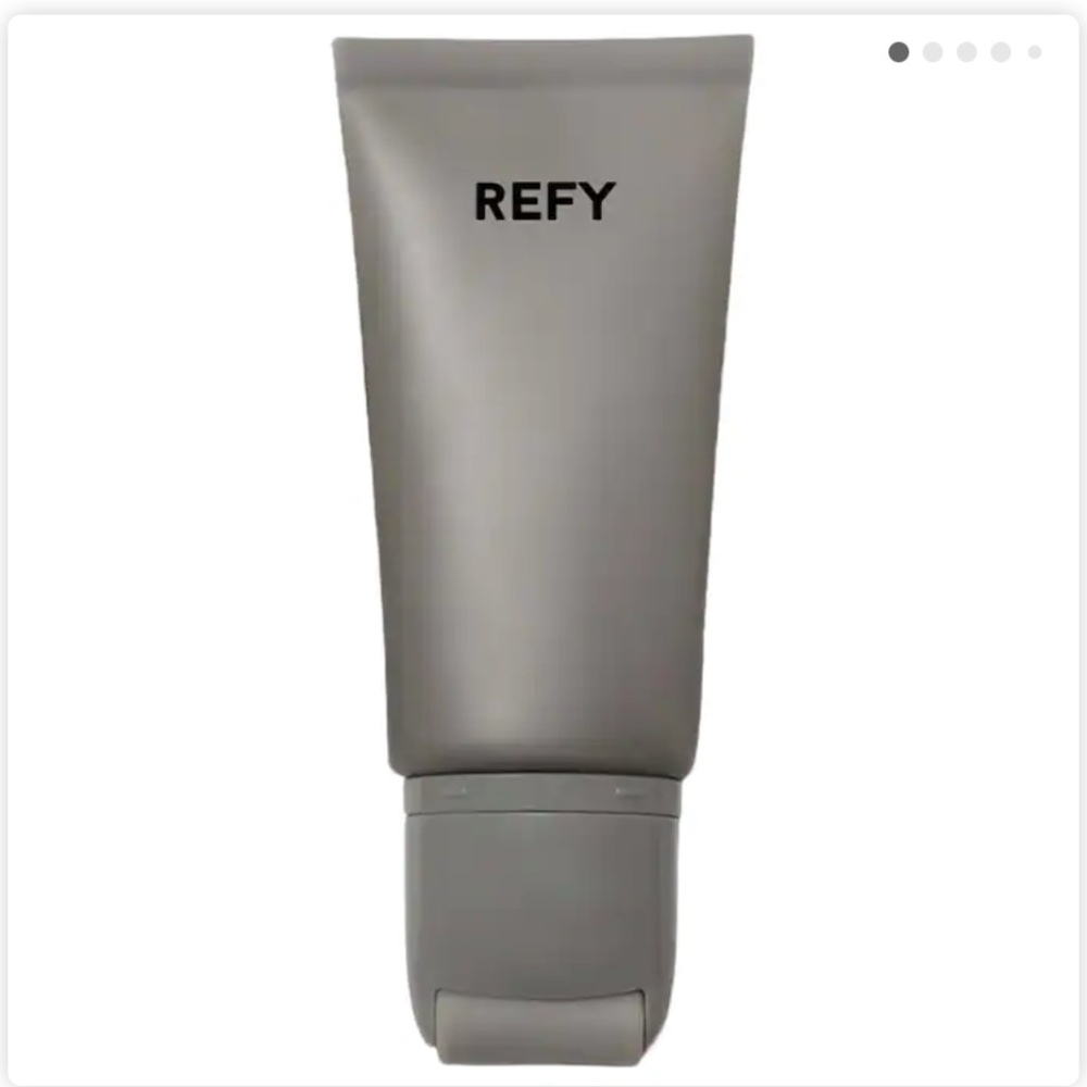 REFY Glow and Sculpt Face Serum Primer with Niacinamide